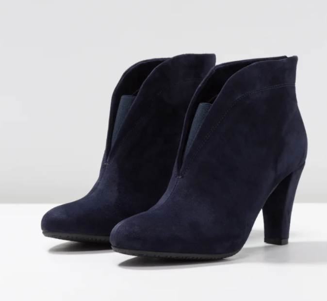 carvela rocky ankle boots